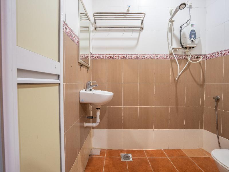 Sz Hotel Lumut Esterno foto